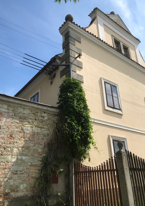 Statek Uhersko - historická památka ČR - raně barokní statek